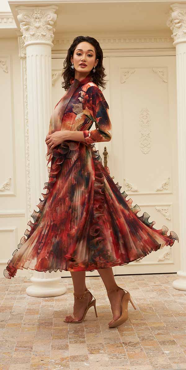 Iris Silk Top and Plise Organza Pleated Skirt